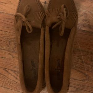 Minnetonka wedge moccasins